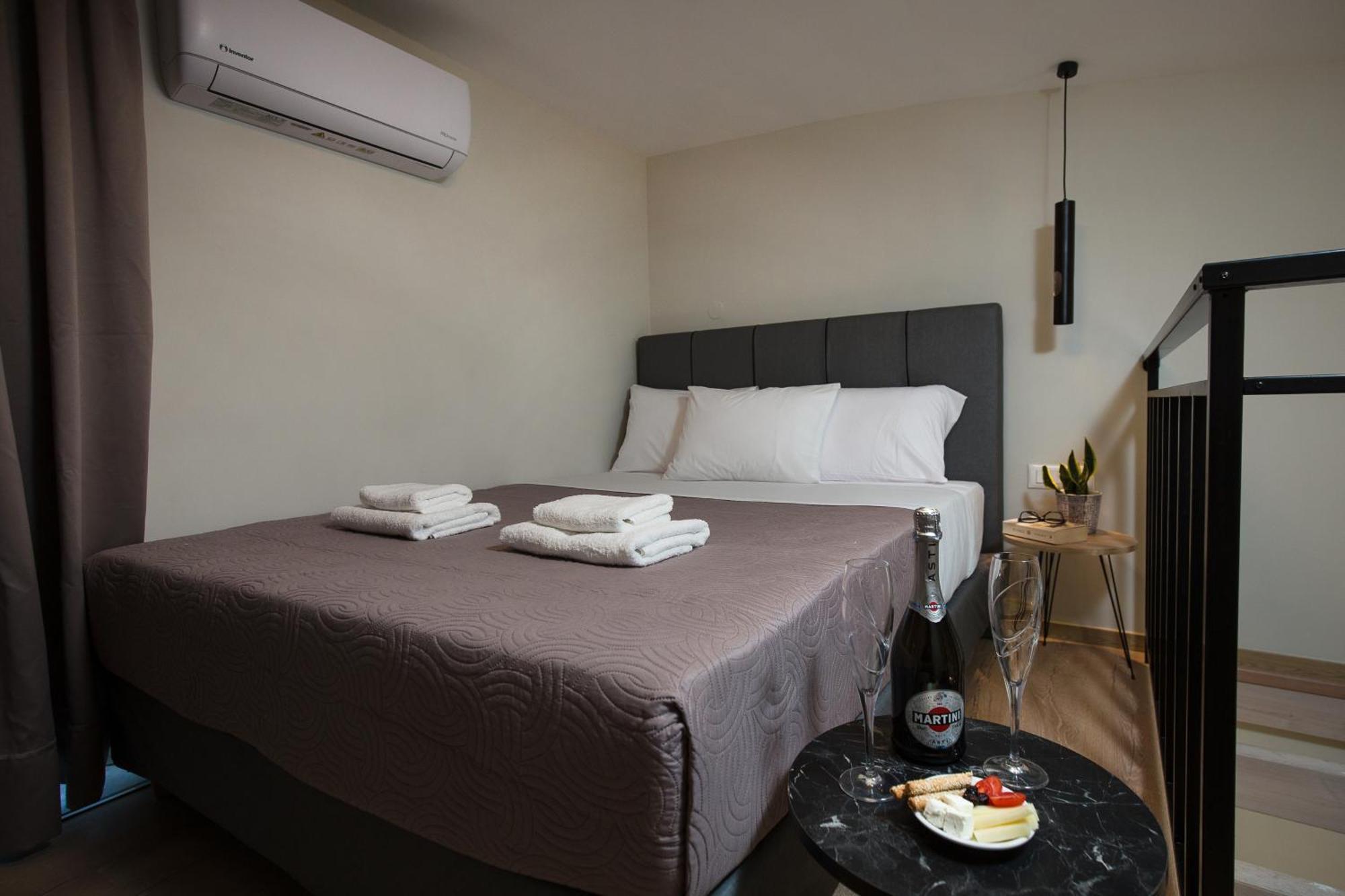 Cove Elafonisi Apartments Agios Pandeleimon  エクステリア 写真