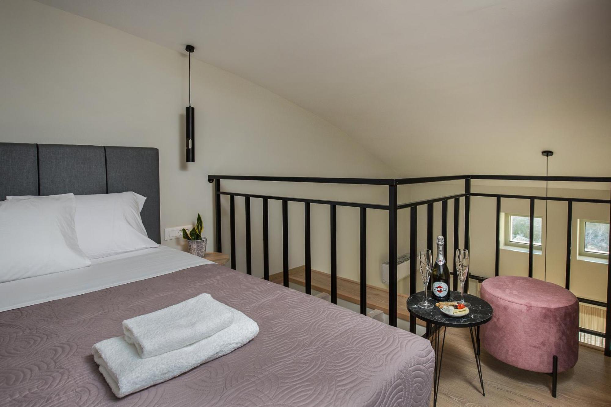 Cove Elafonisi Apartments Agios Pandeleimon  エクステリア 写真